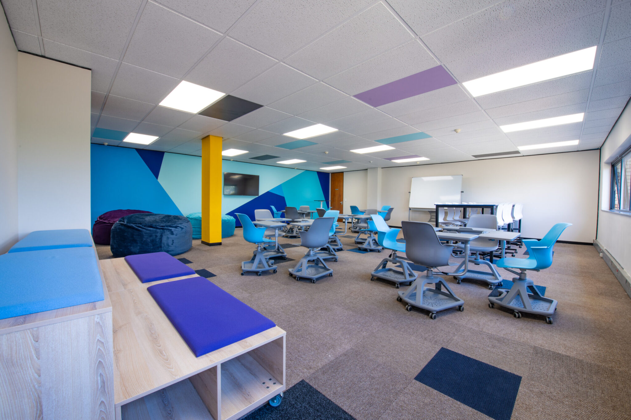 Learning Hubs | Our Modern Classroom Approach